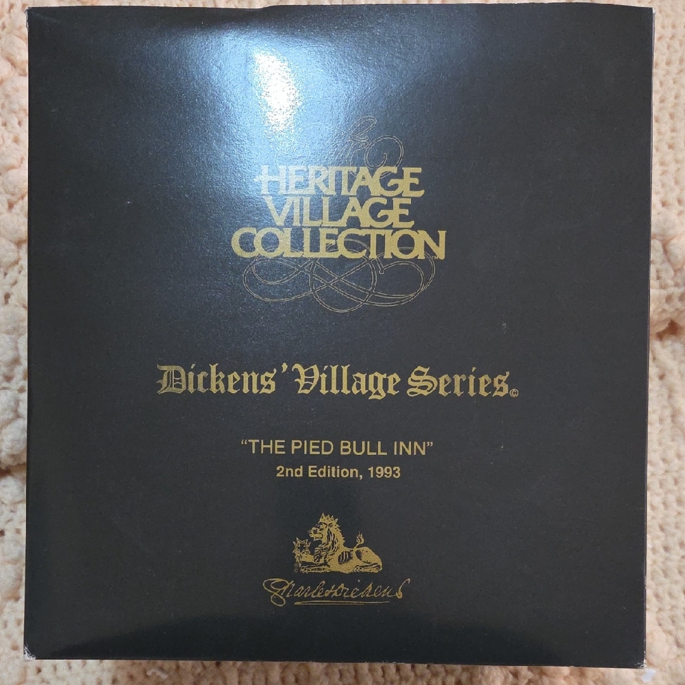 Heritage Village Collection Dickens' Village Series "The Pied Bull Inn"
